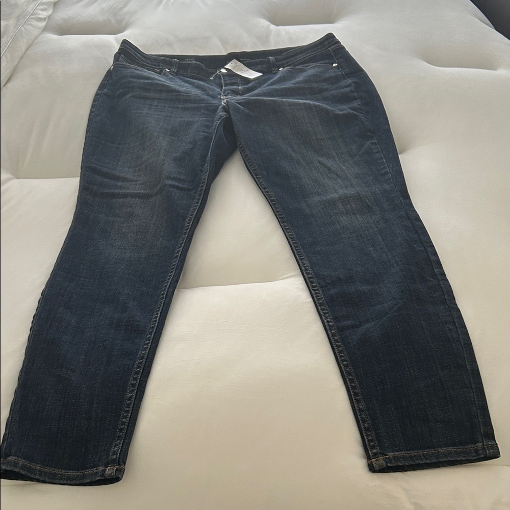 White House Black Market Dark Wash Denim Jeans